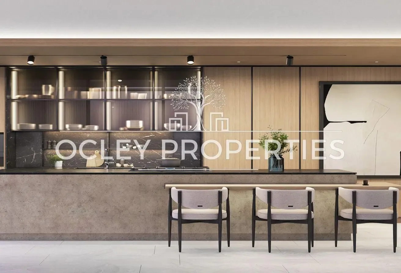 Canal Views | Prime Location | Luxury Living