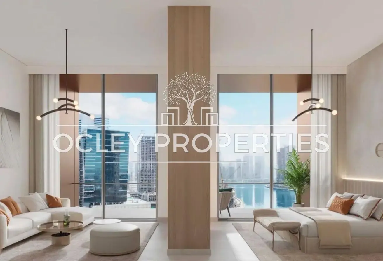 Canal Views | Prime Location | Luxury Living