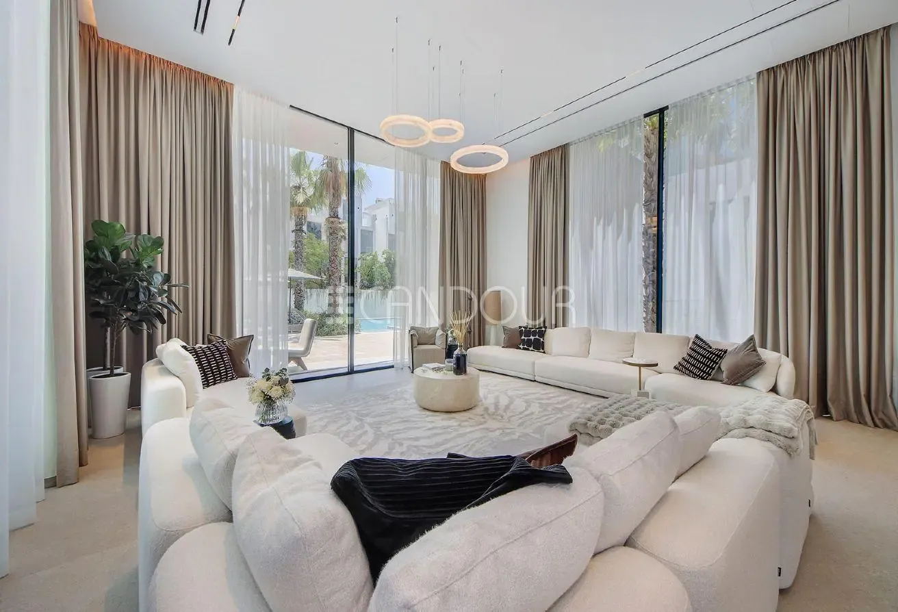 7 BR Mansion | Corner Plot | Handover Q3 2026