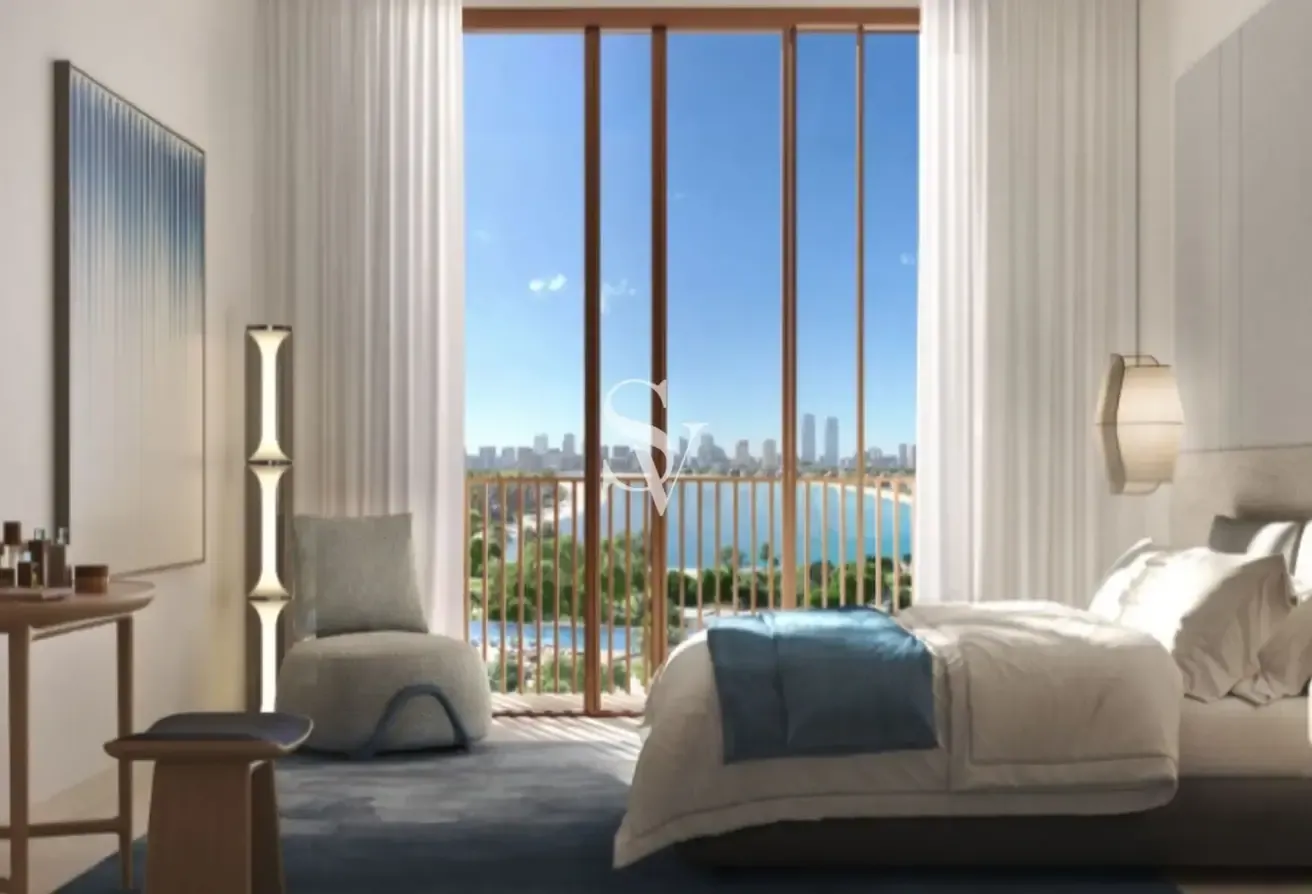 4BR + Maids | Corner Unit | Direct Beach Access