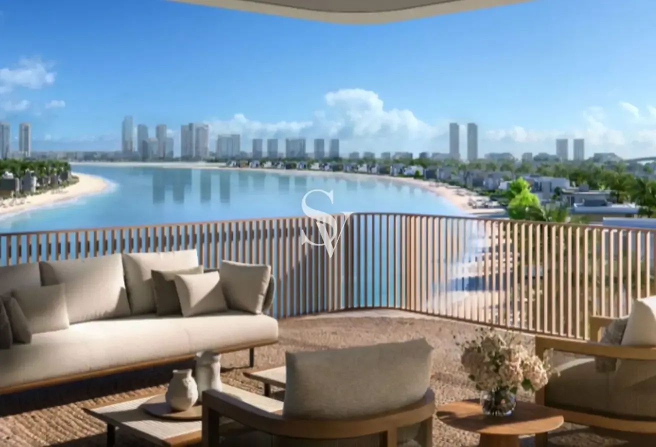 4BR + Maids | Corner Unit | Direct Beach Access