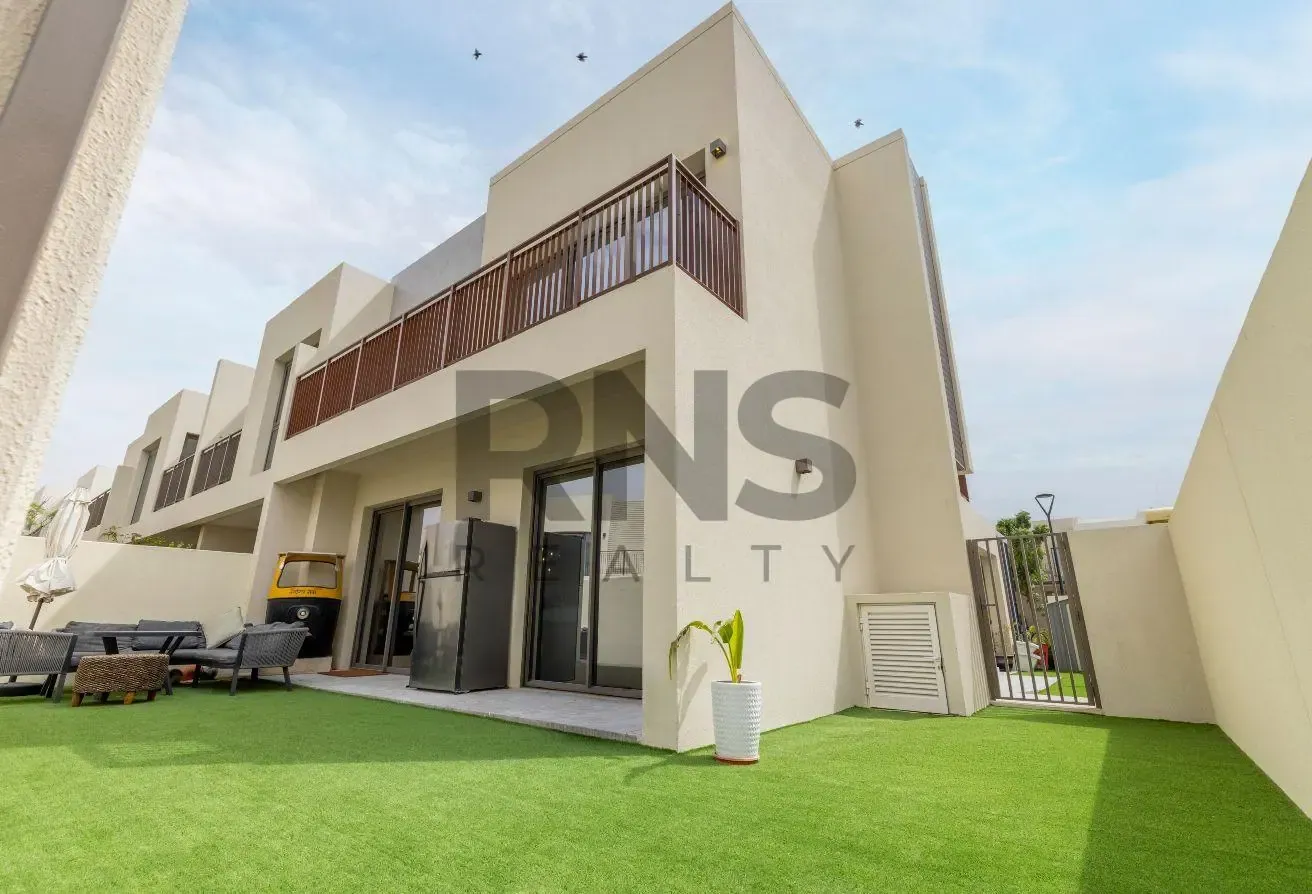 Upgraded Unit | Motivated Seller | Single Row | VO