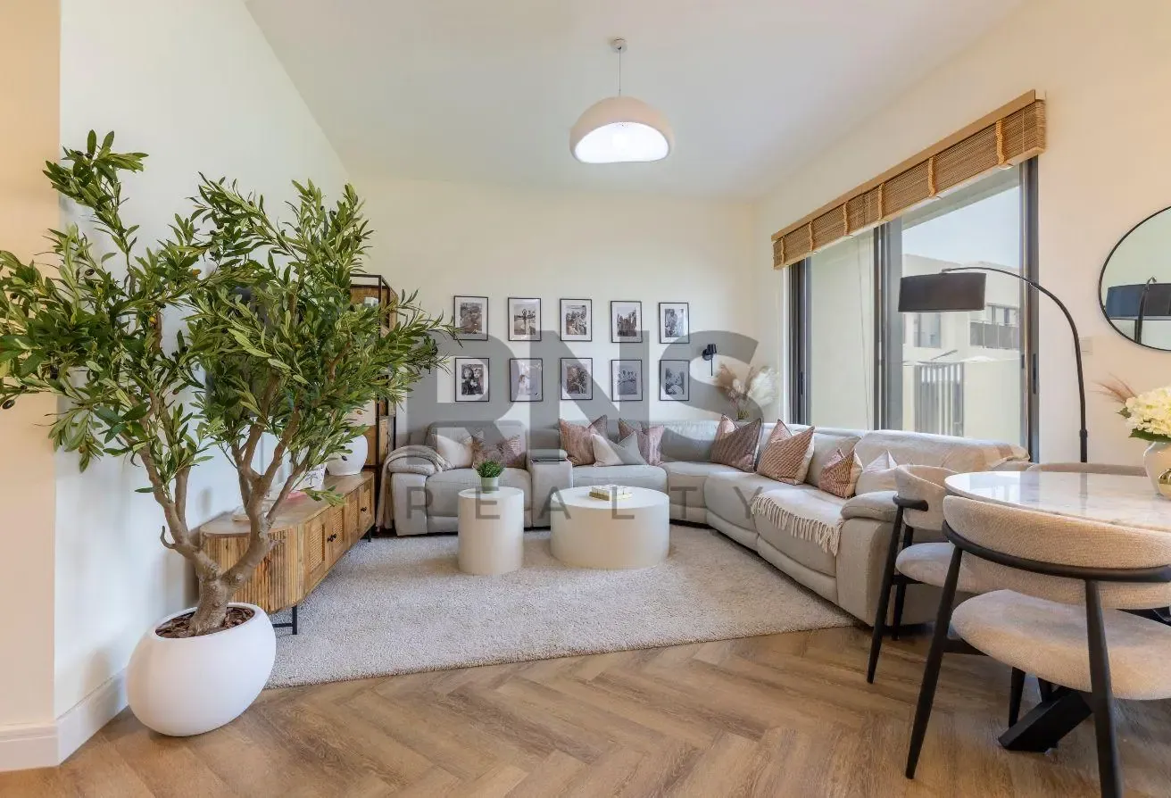 Upgraded Unit | Motivated Seller | Single Row | VO