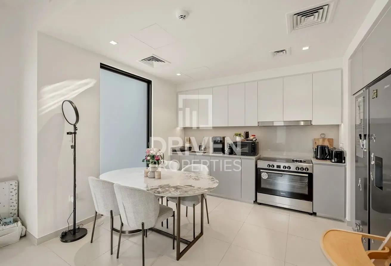 End Unit | Rented | Upgraded | Large Plot
