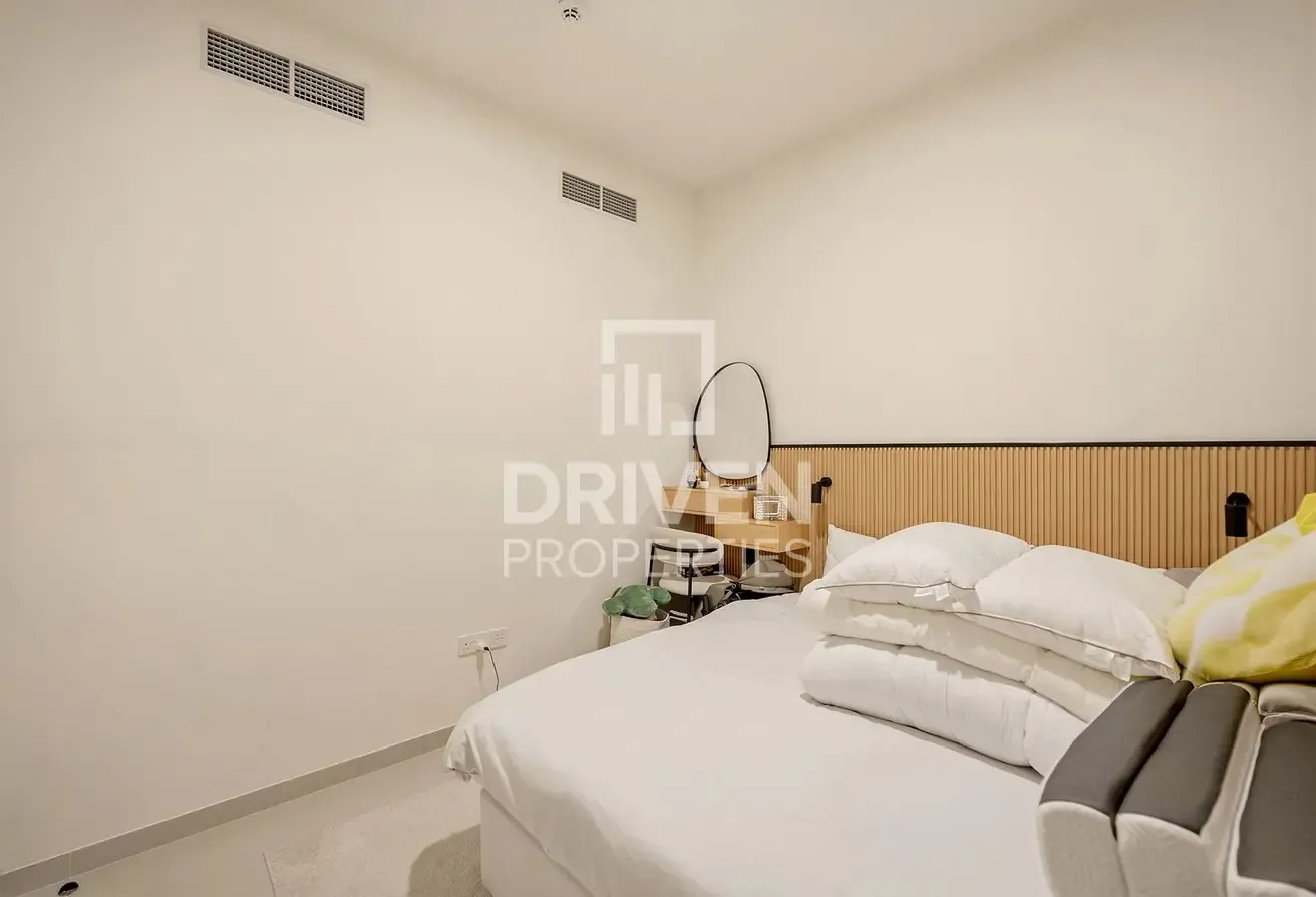 End Unit | Rented | Upgraded | Large Plot