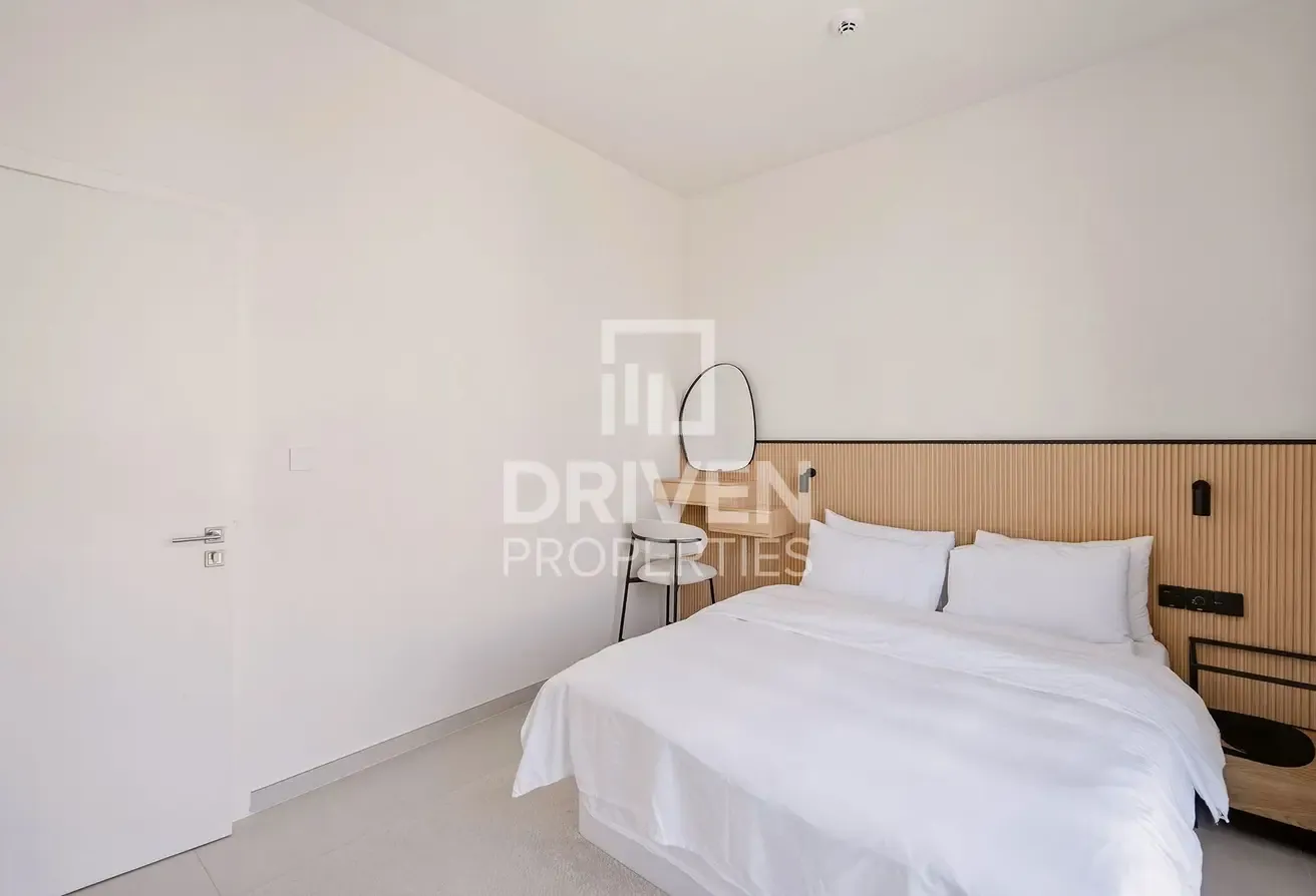 End Unit | Rented | Upgraded | Large Plot
