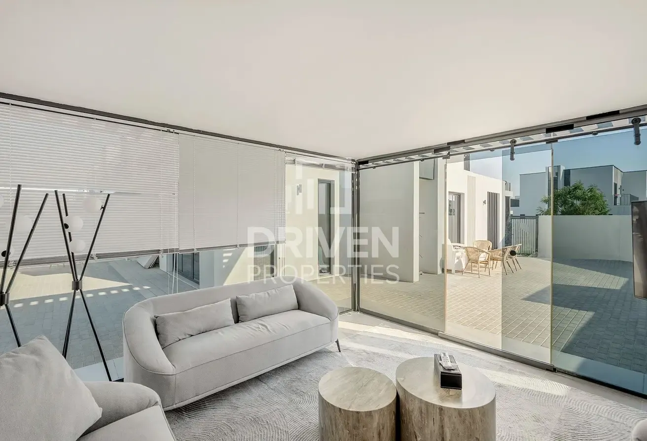 End Unit | Rented | Upgraded | Large Plot