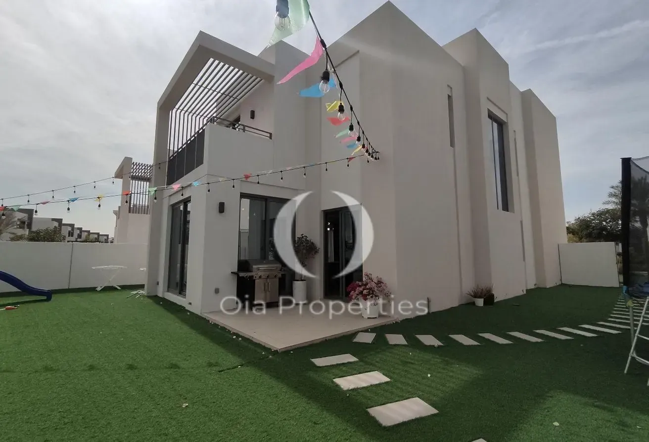 Exclusive Lowest Pricing | Vacant | Ready to view