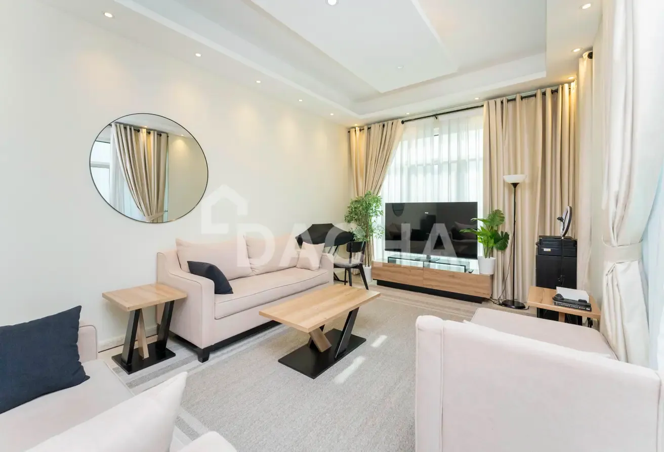 Top Floor I Corner I Upgrades  | Vacant in Nov