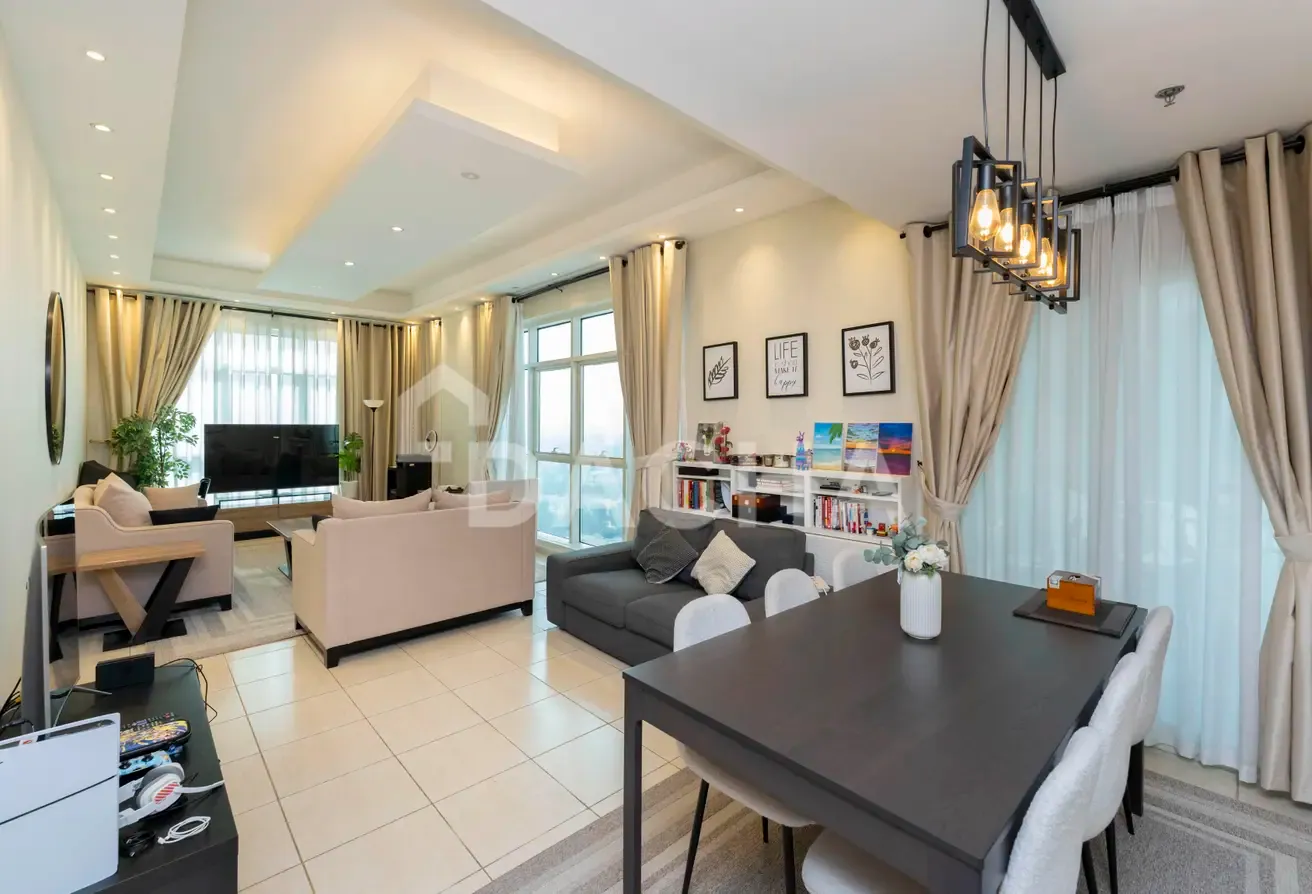 Top Floor I Corner I Upgrades  | Vacant in Nov