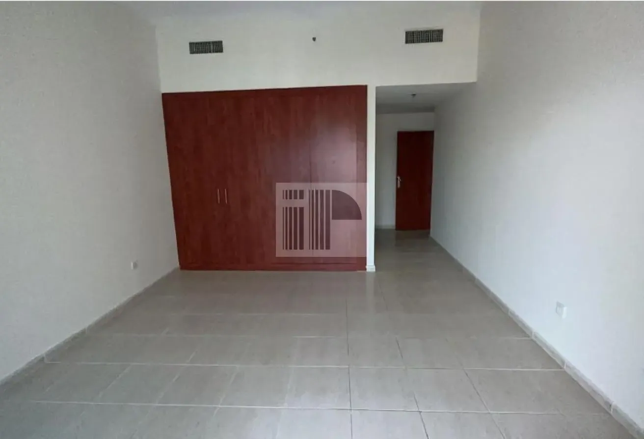 Vacant | Golf course View | With Balcony