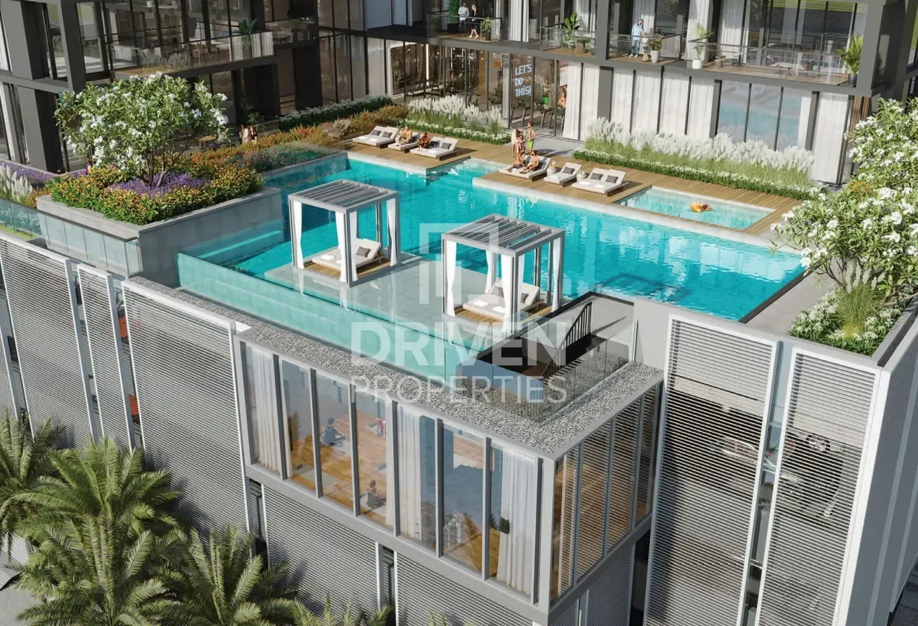 Canal View | High Floor | Prime location