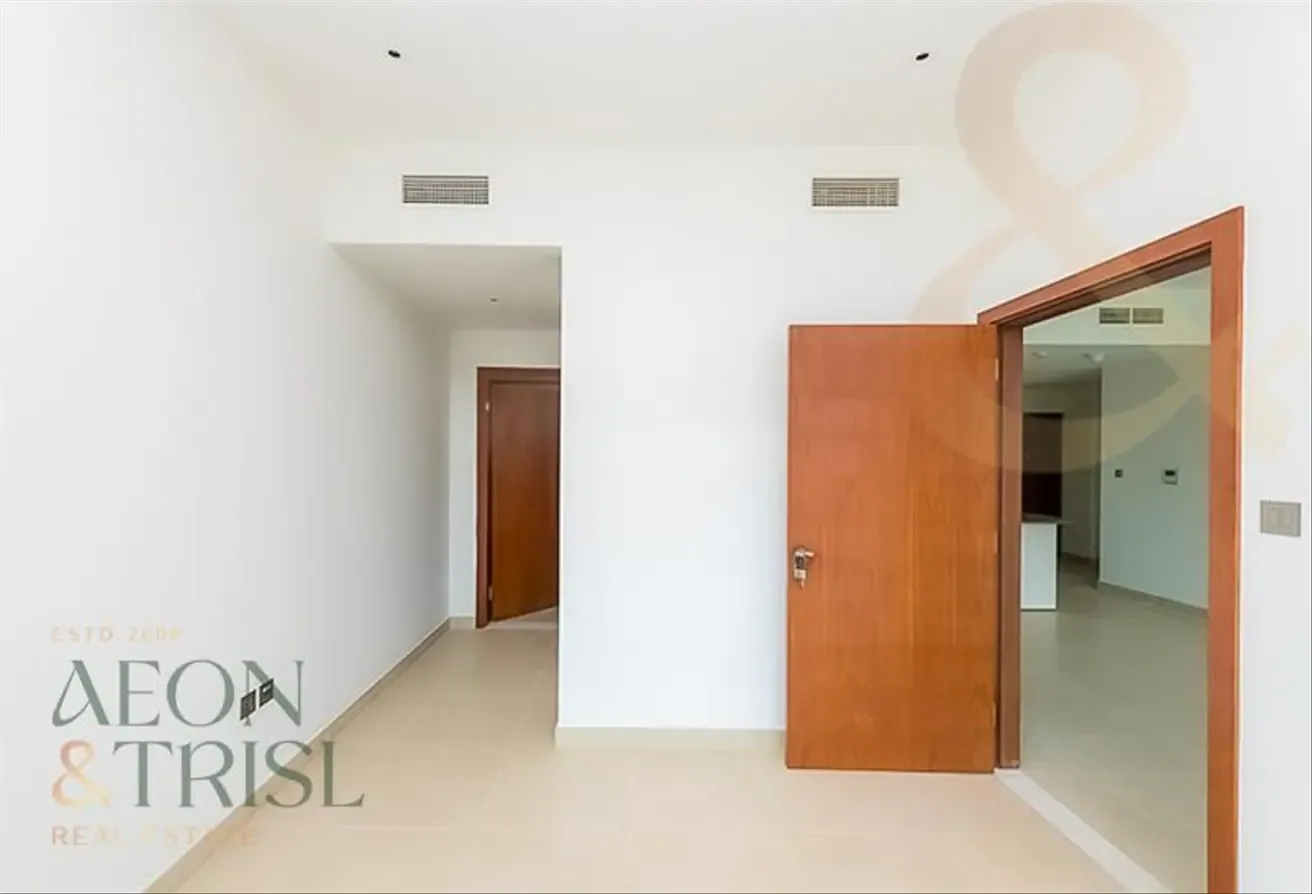 Community Expert | Multi Options | Exclusive 1 BED