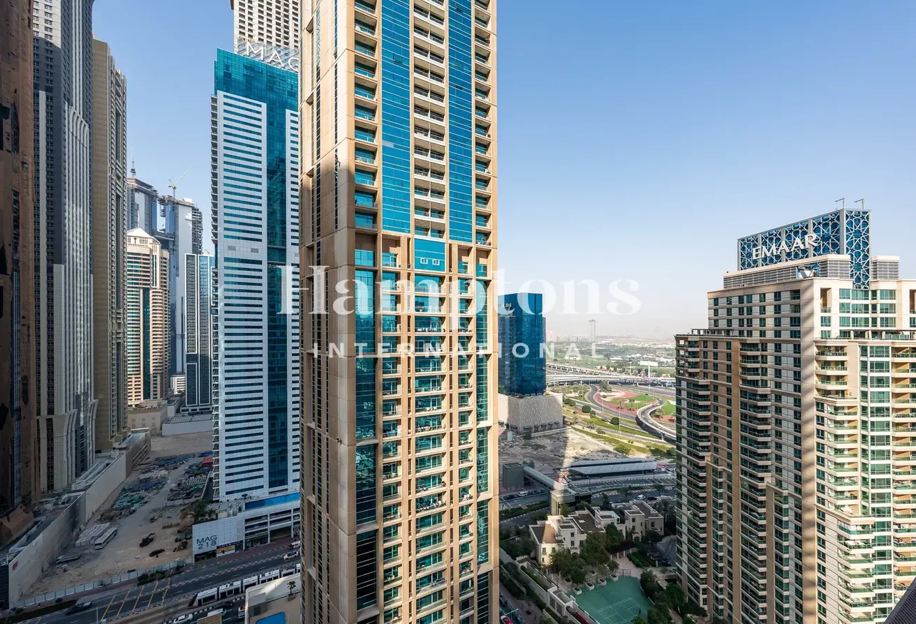 1BR Nicely Furnished | Vacant | Mid Floor