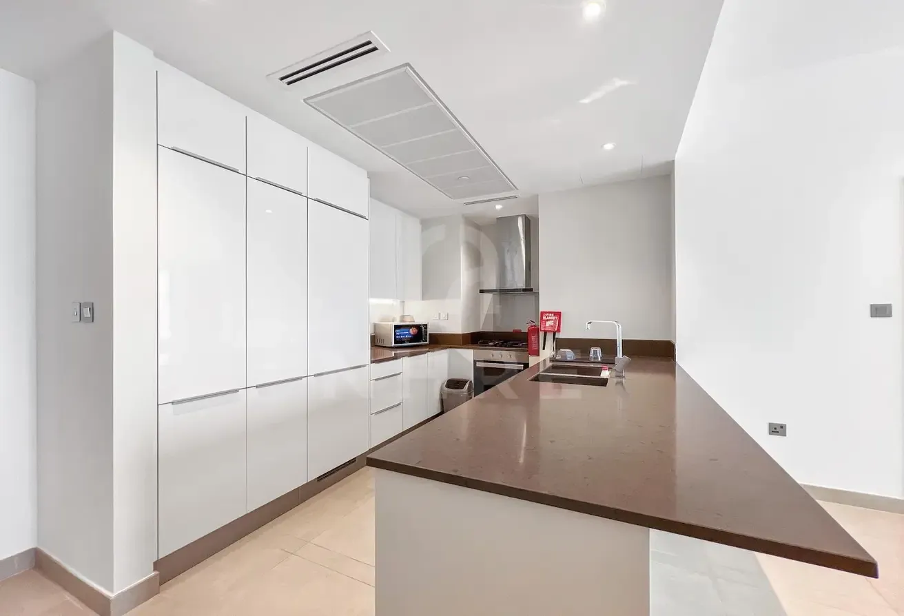 Fully Furnished | Sea/Marina View | Area Expert.