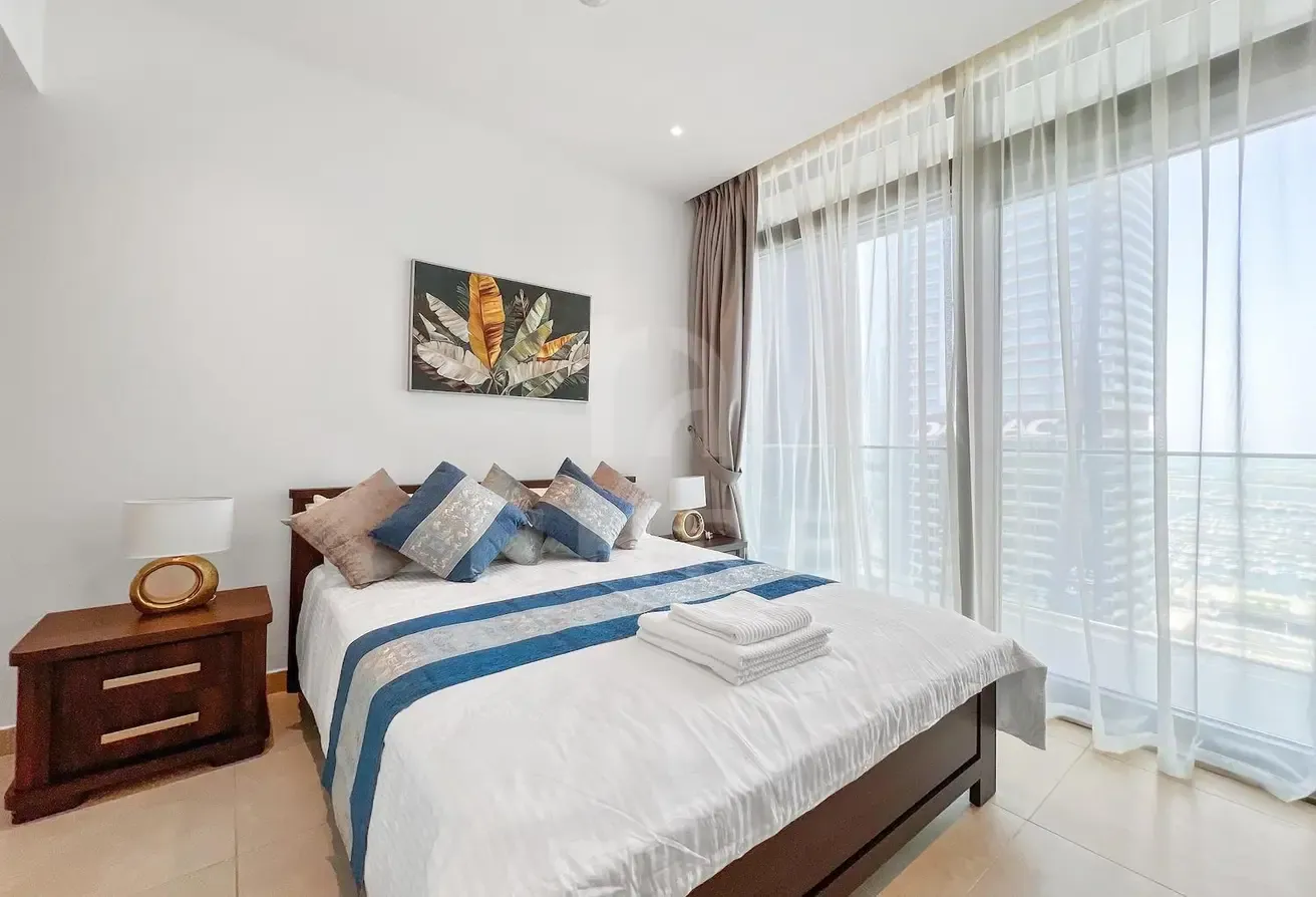Fully Furnished | Sea/Marina View | Area Expert.