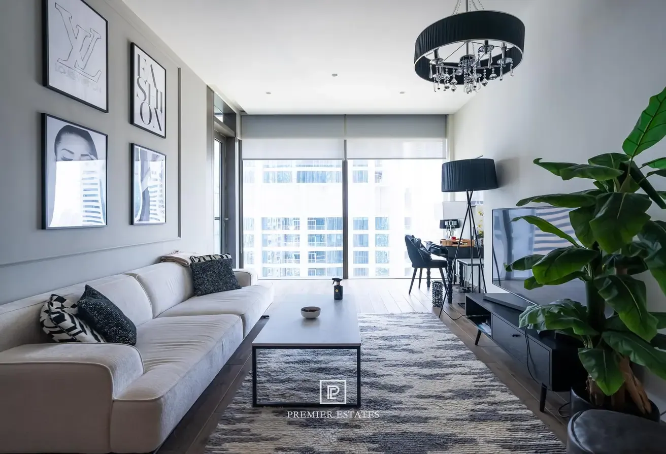 Spacious Fully Furnished 1BR | Available 01.09.