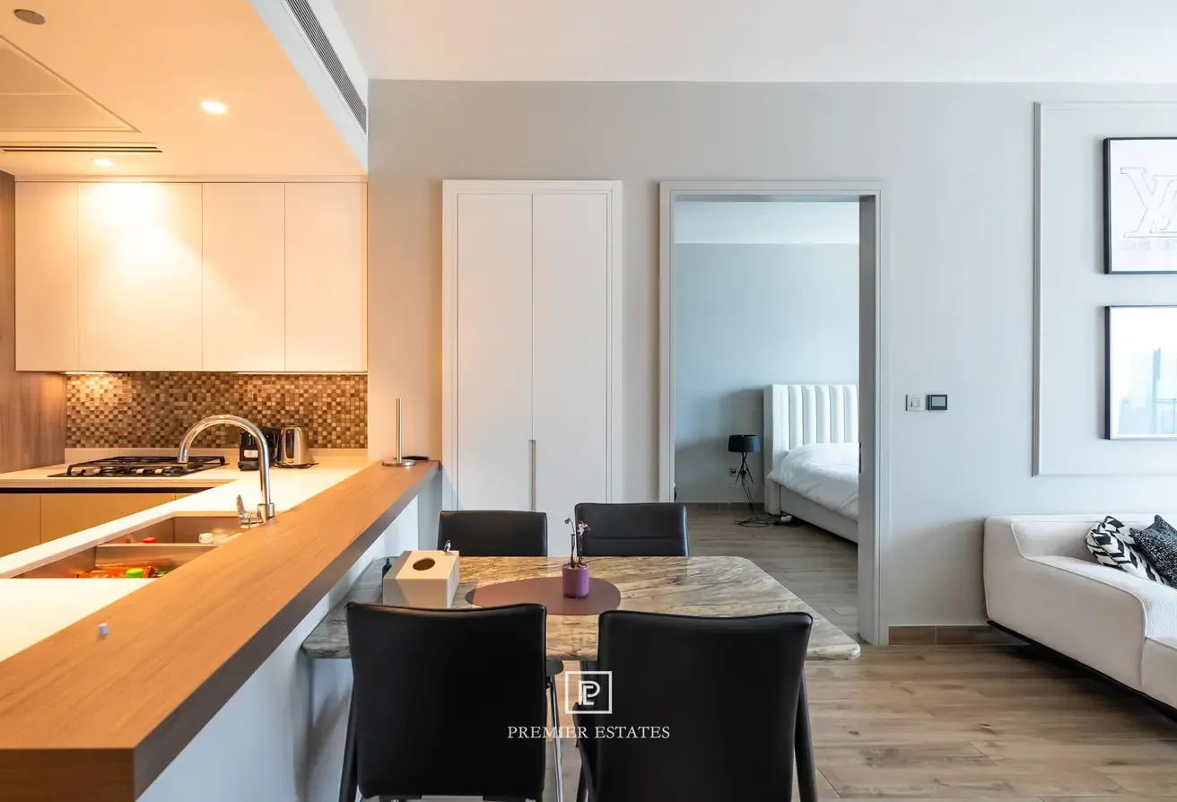 Spacious Fully Furnished 1BR | Available 01.09.