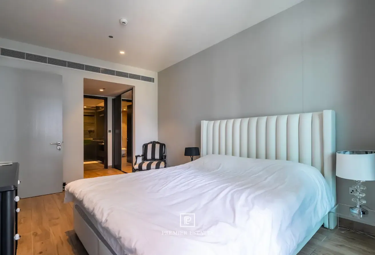 Spacious Fully Furnished 1BR | Available 01.09.