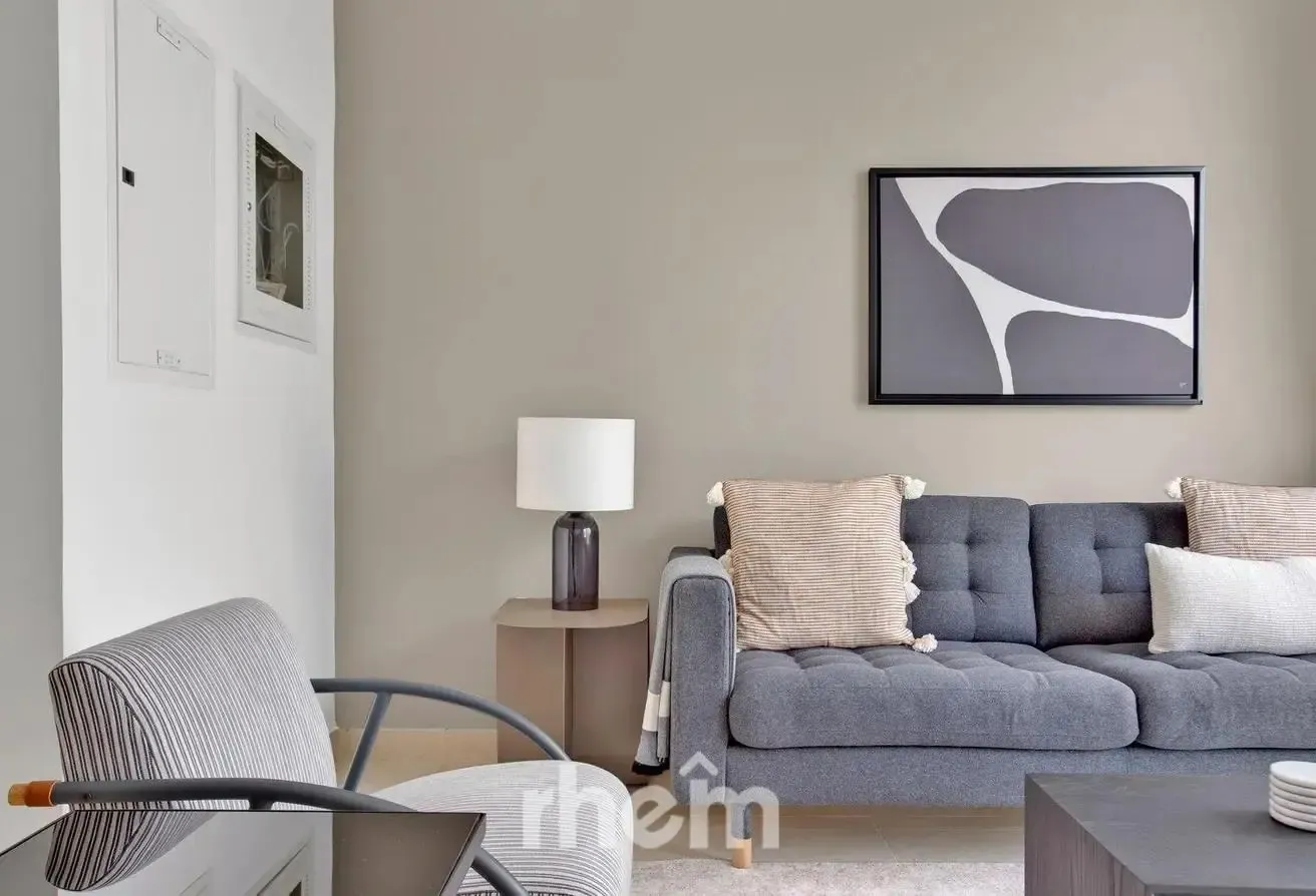 Exclusive | Vacant | Furnished