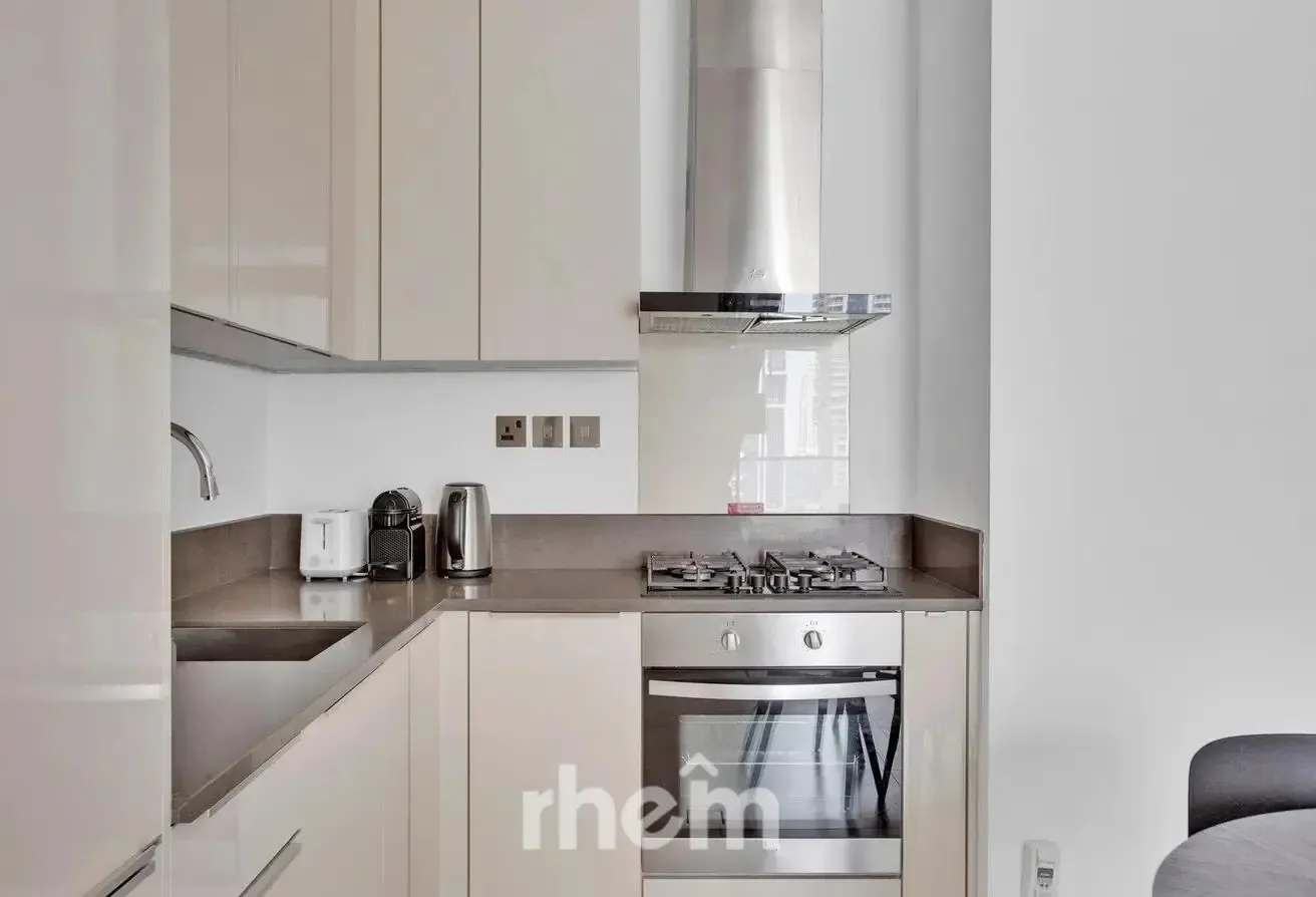 Exclusive | Vacant | Furnished