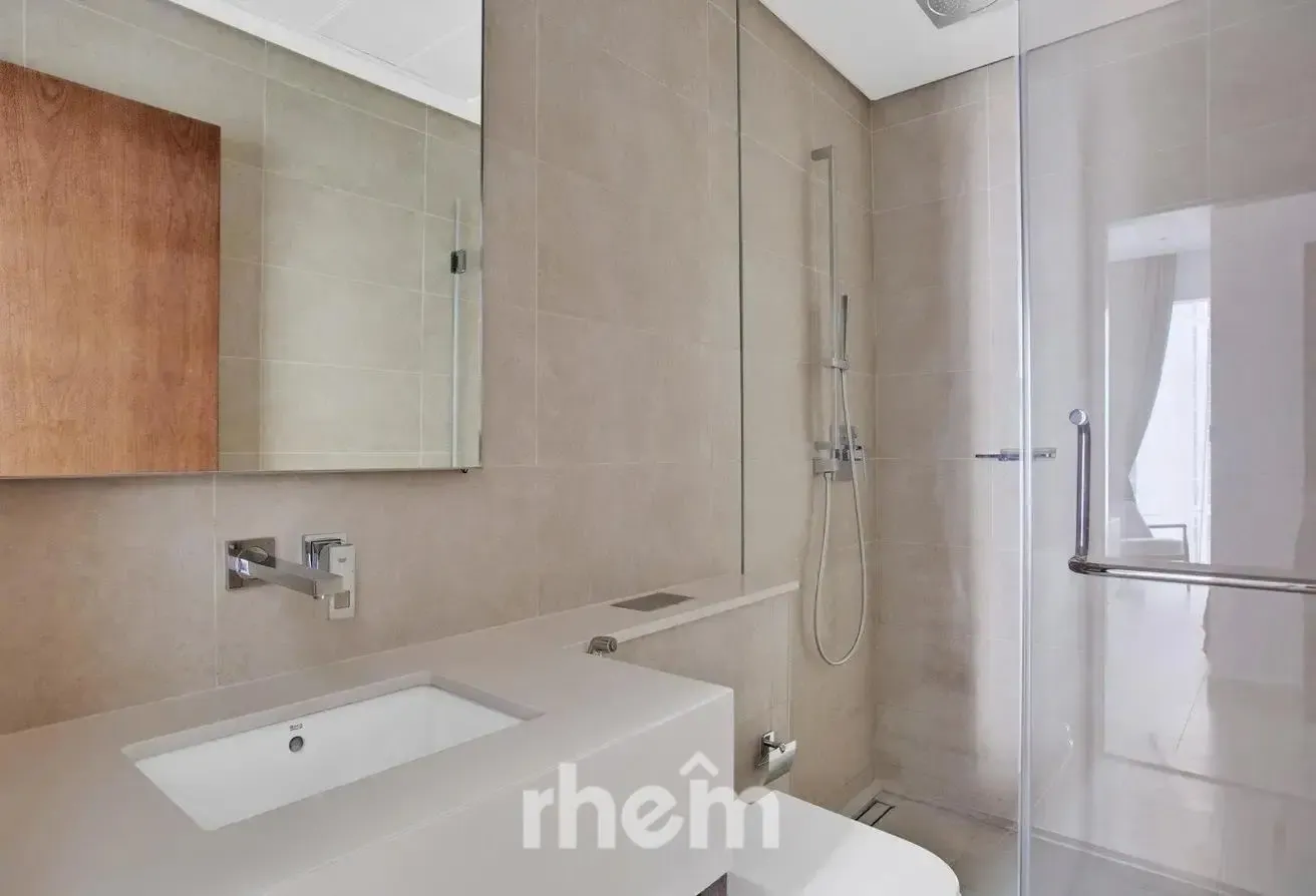 Exclusive | Vacant | Furnished