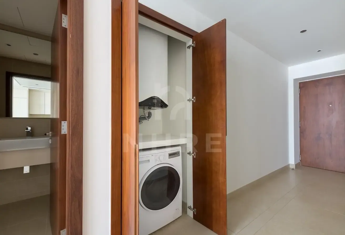 Furnished | Vacant Now | Golf and Community View