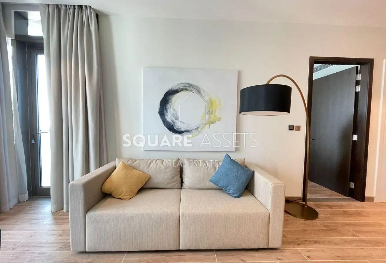 Luxuirous Unit | Furnished | High Floor