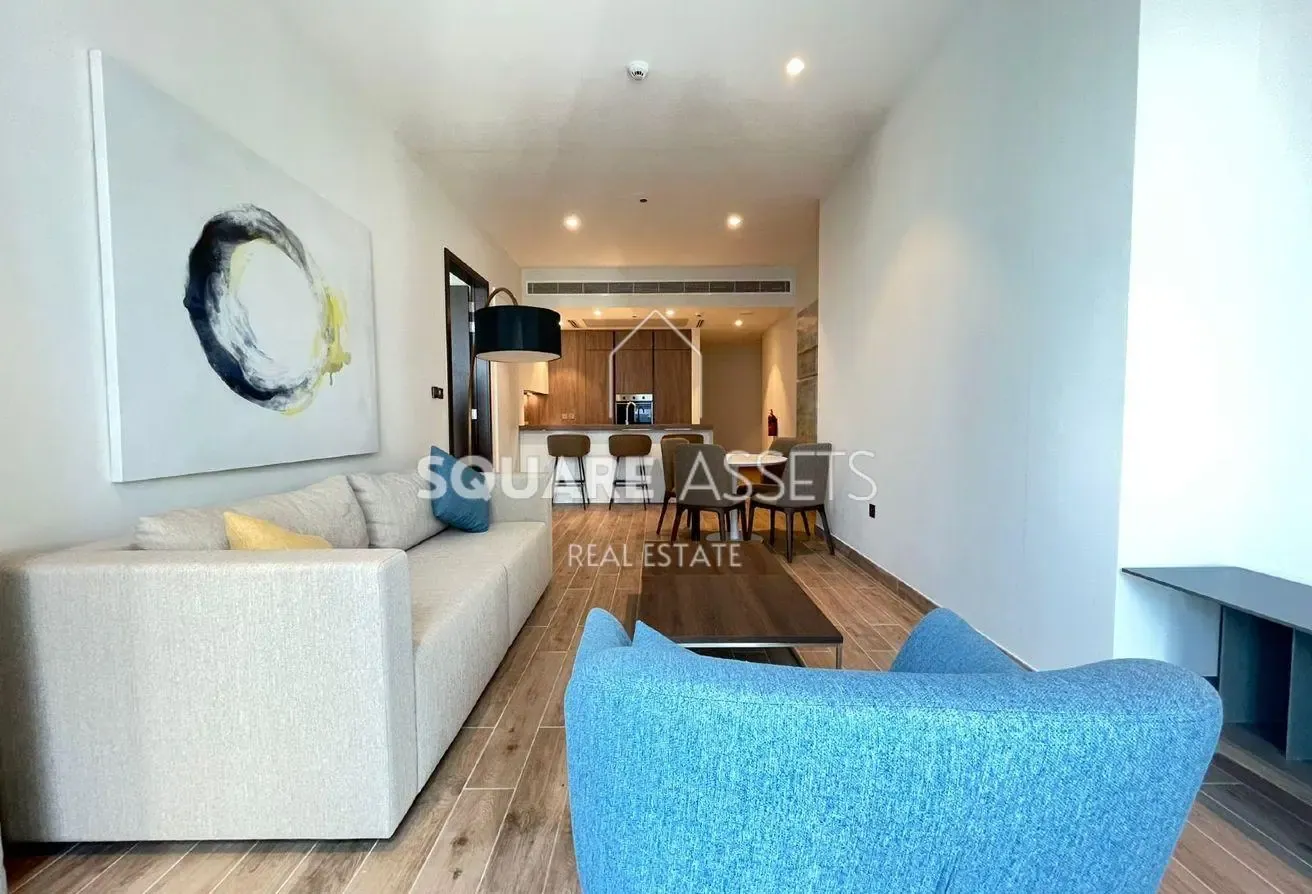 Luxuirous Unit | Furnished | High Floor