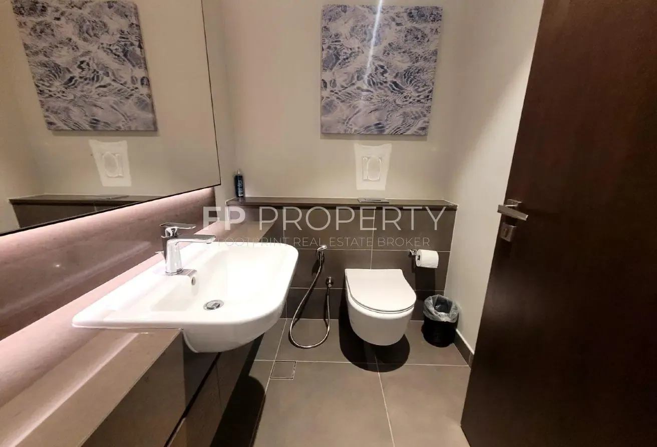 Luxury Apartment | Prime Location | Community View