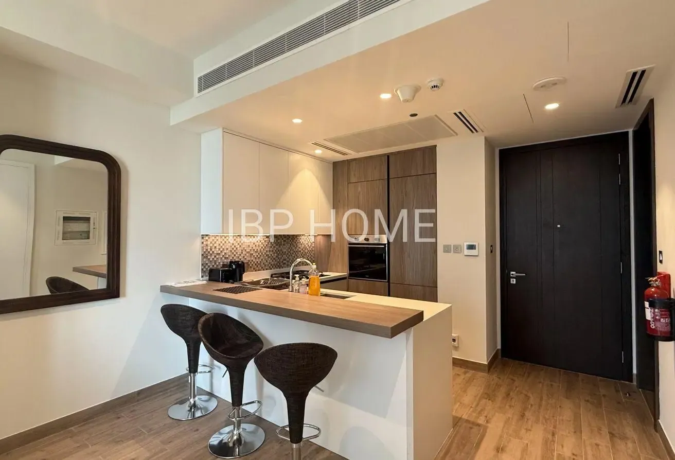 Rare Layout | Brand New Luxe Furniture | Pool View