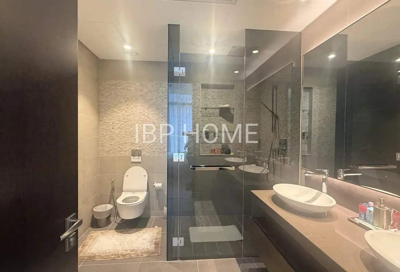 Rare Layout | Brand New Luxe Furniture | Pool View
