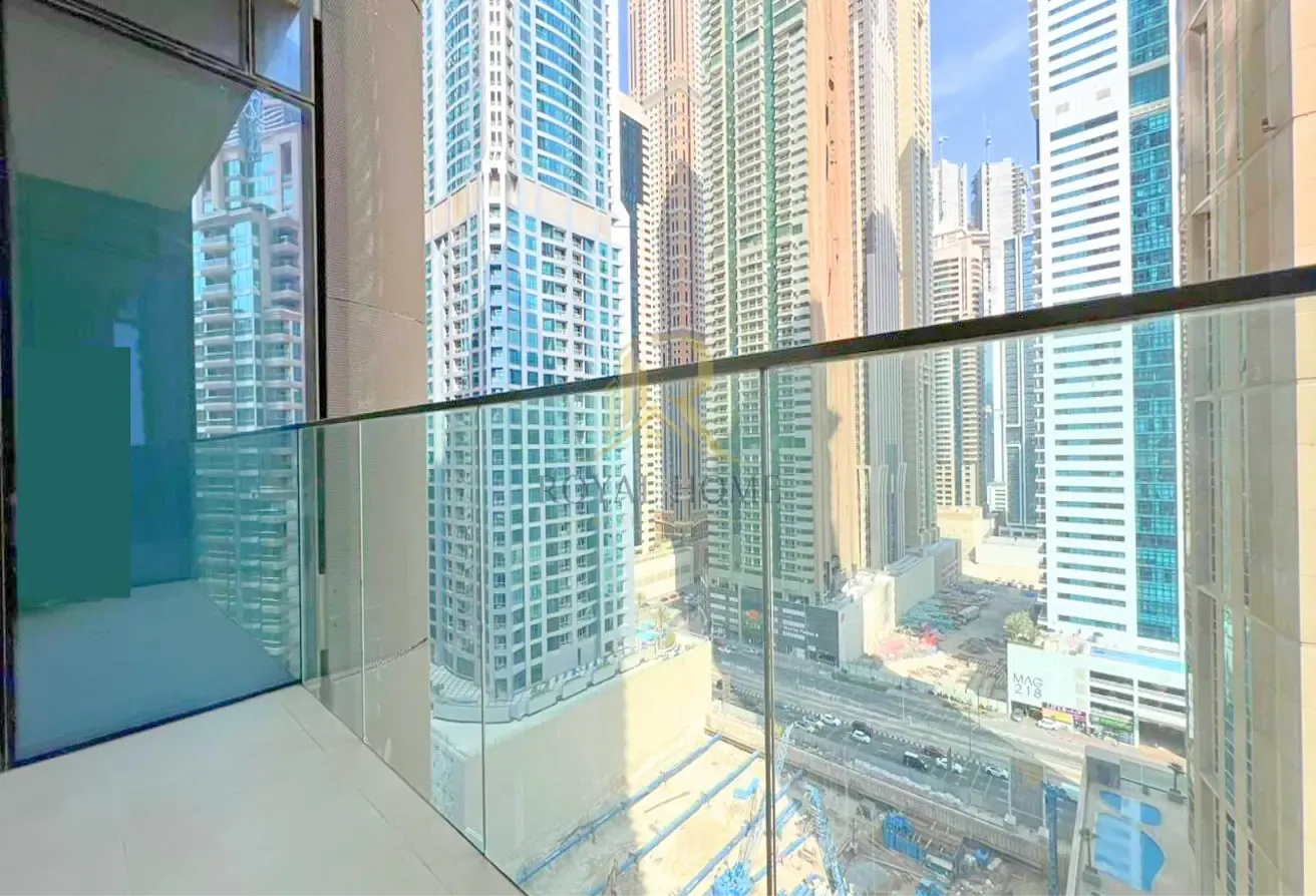 Contemporary Elegance | Exclusive Amenities
