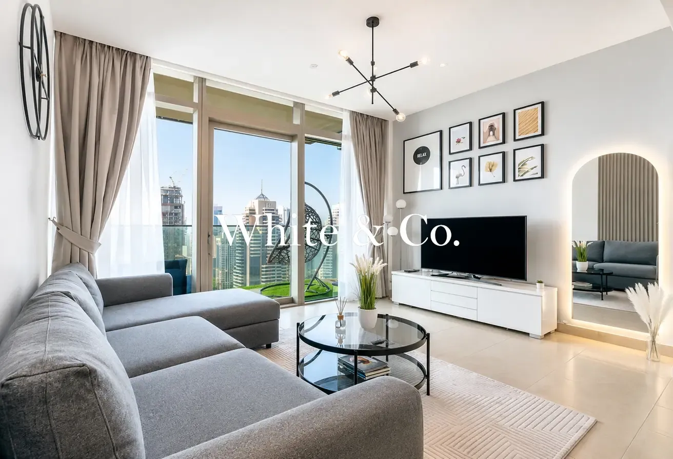 Fully Furnished | Marina View | Upgraded