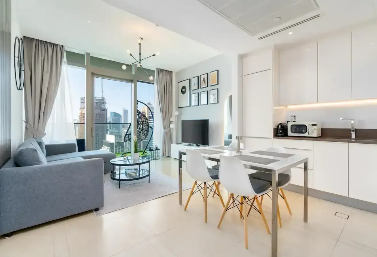 Upgraded | Lake & Marina View | High Floor