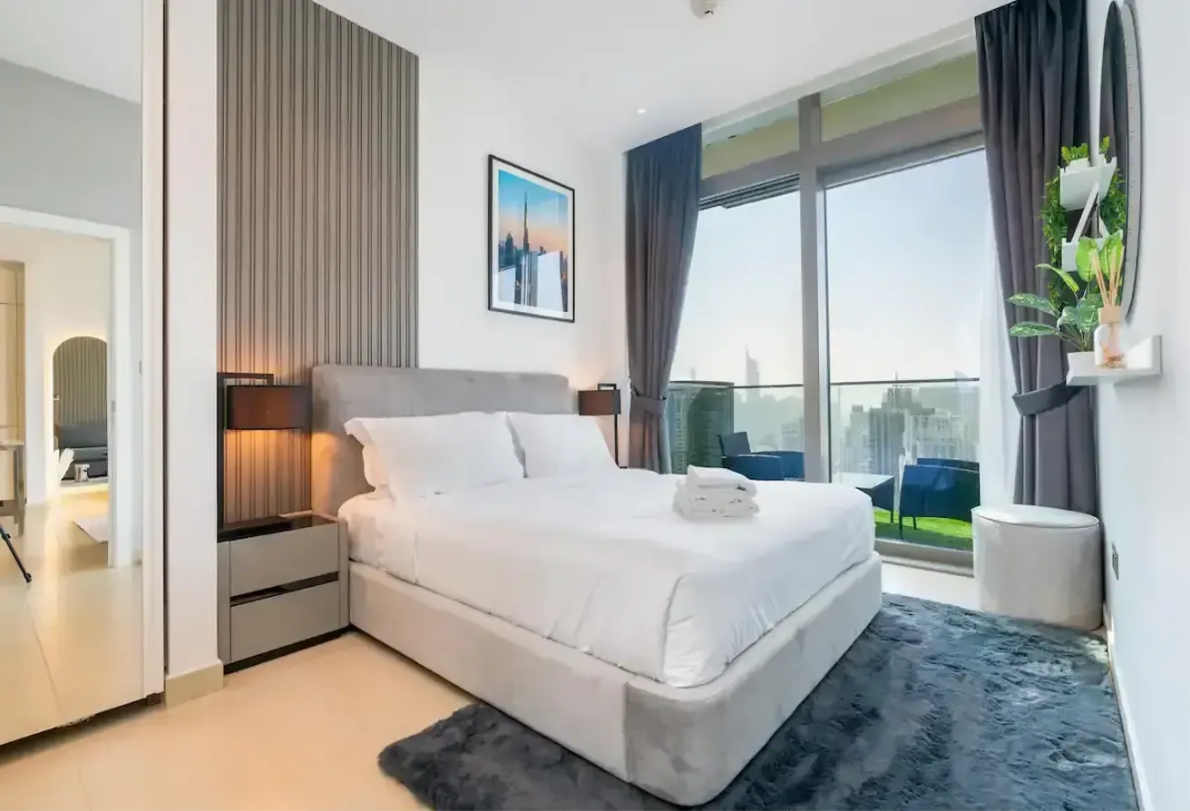 Upgraded | Lake & Marina View | High Floor