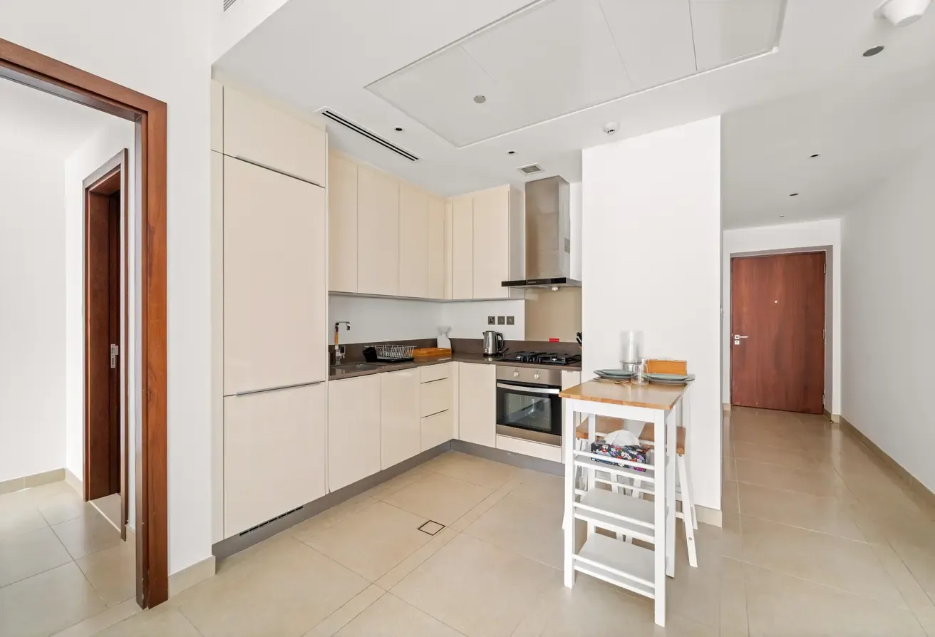 SUMMER DEAL | ALL BILLS INCLUDED I SKYLINE VIEWS