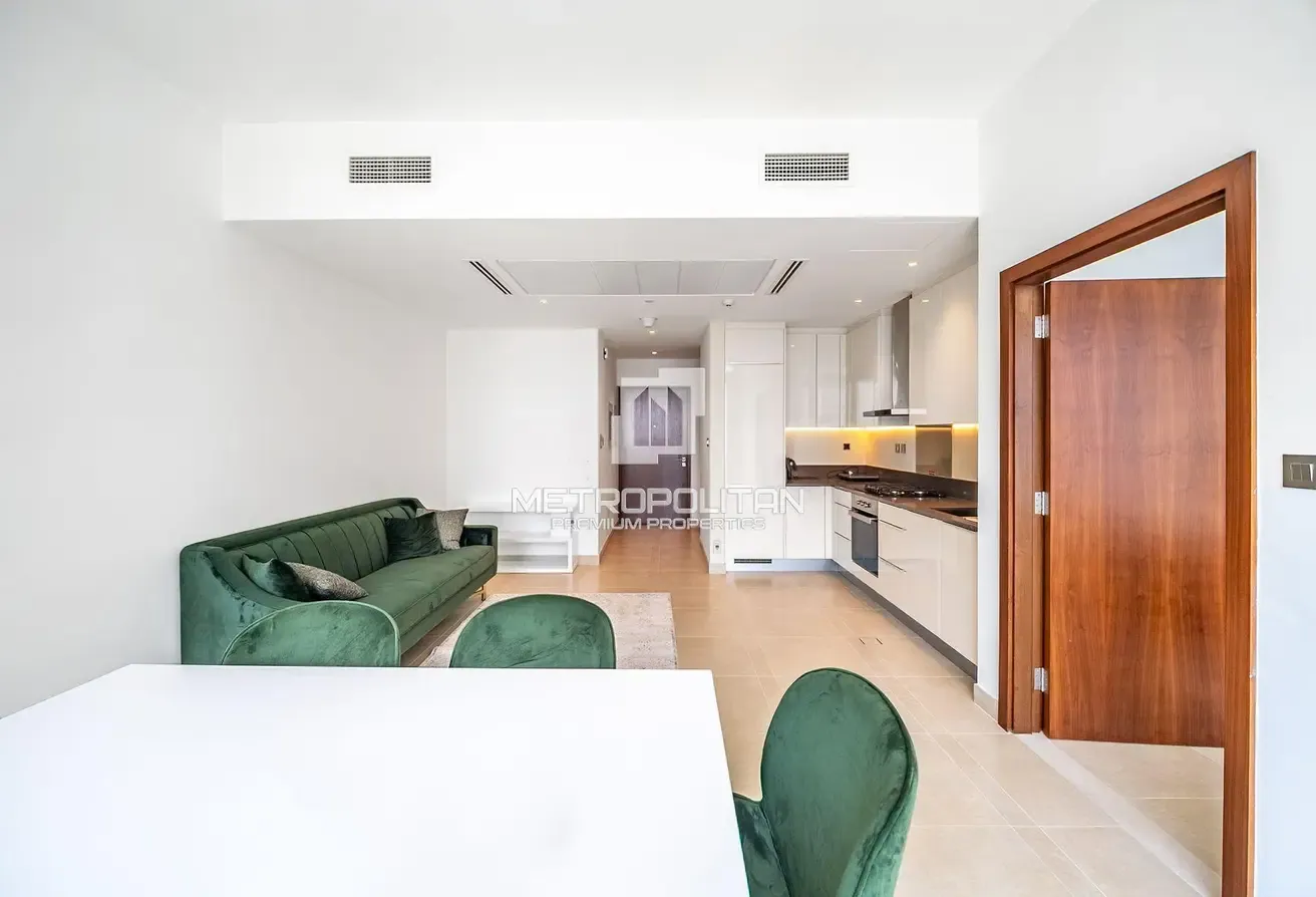 Luxurious | Fully Furnished | Iconic Marina View