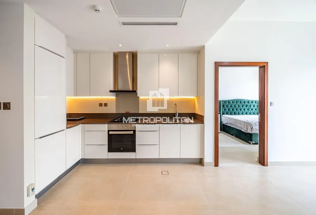 Luxurious | Fully Furnished | Iconic Marina View