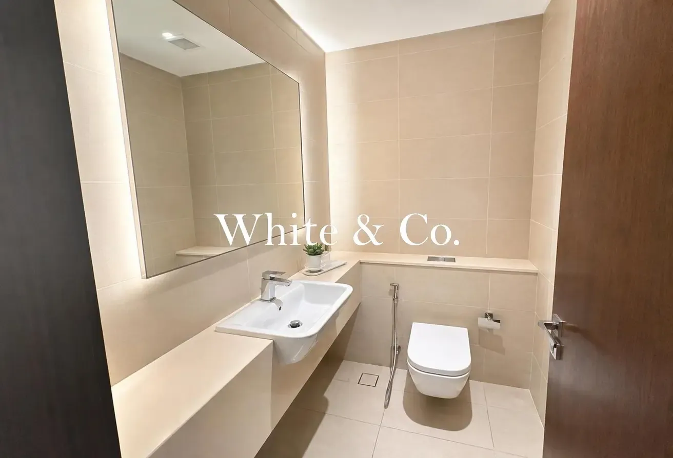 Vacant Now | Upgraded Unit | High Floor