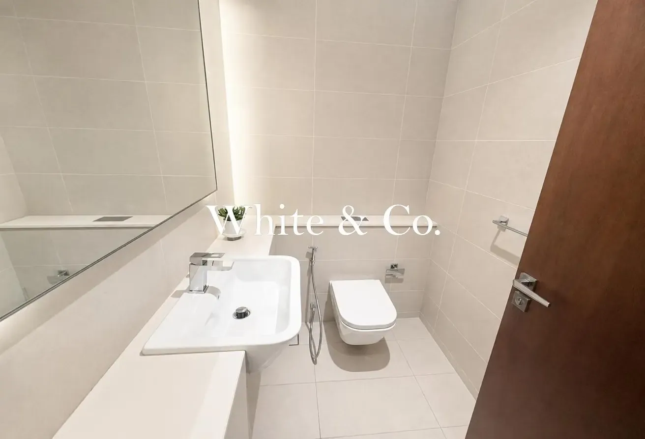 Vacant Now | Upgraded Unit | High Floor