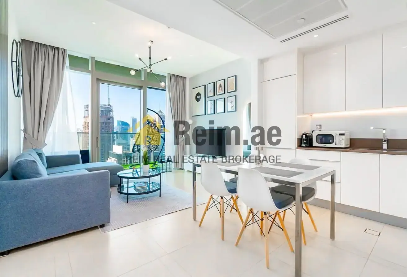 Full Lake & Marina View | High Floor | Upgraded
