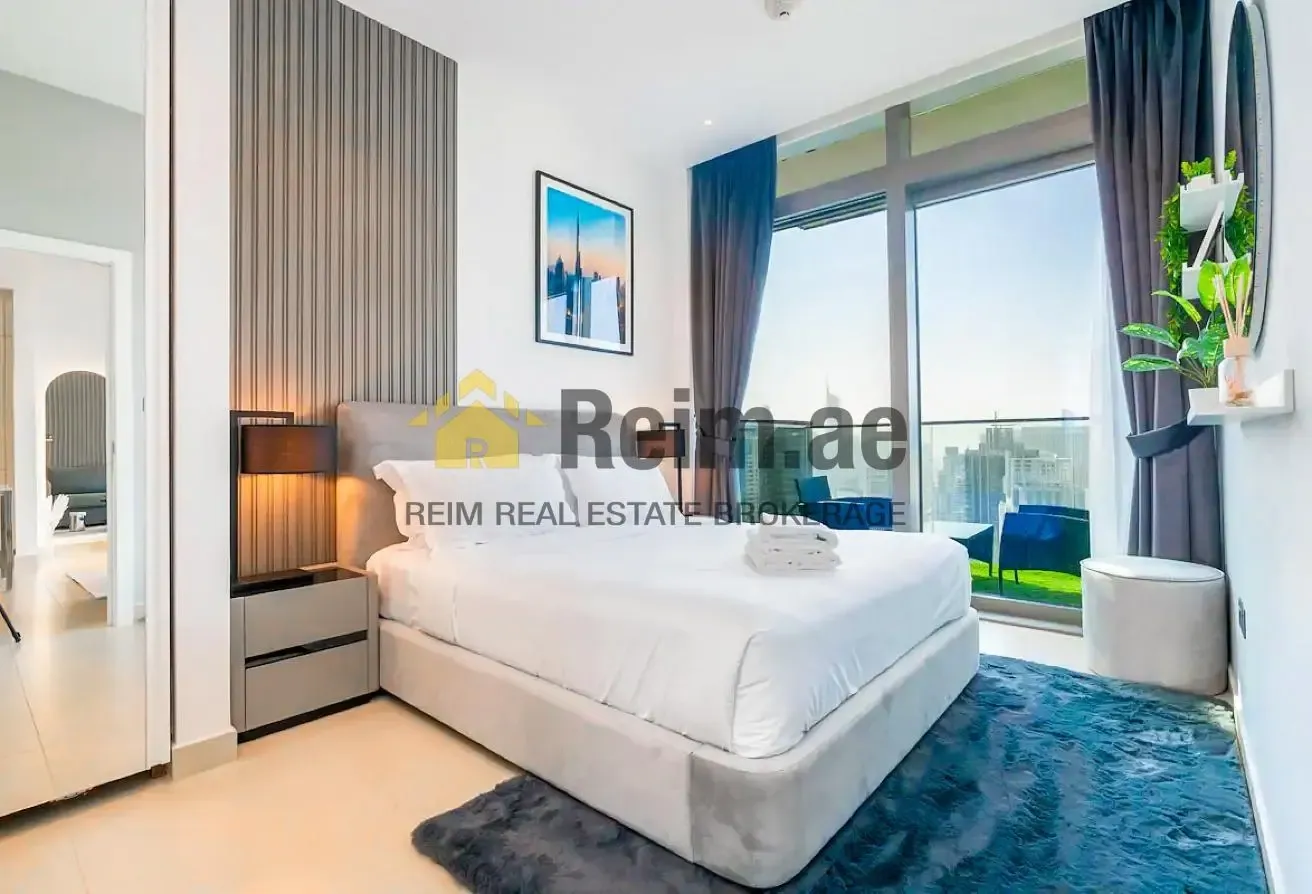 Full Lake & Marina View | High Floor | Upgraded