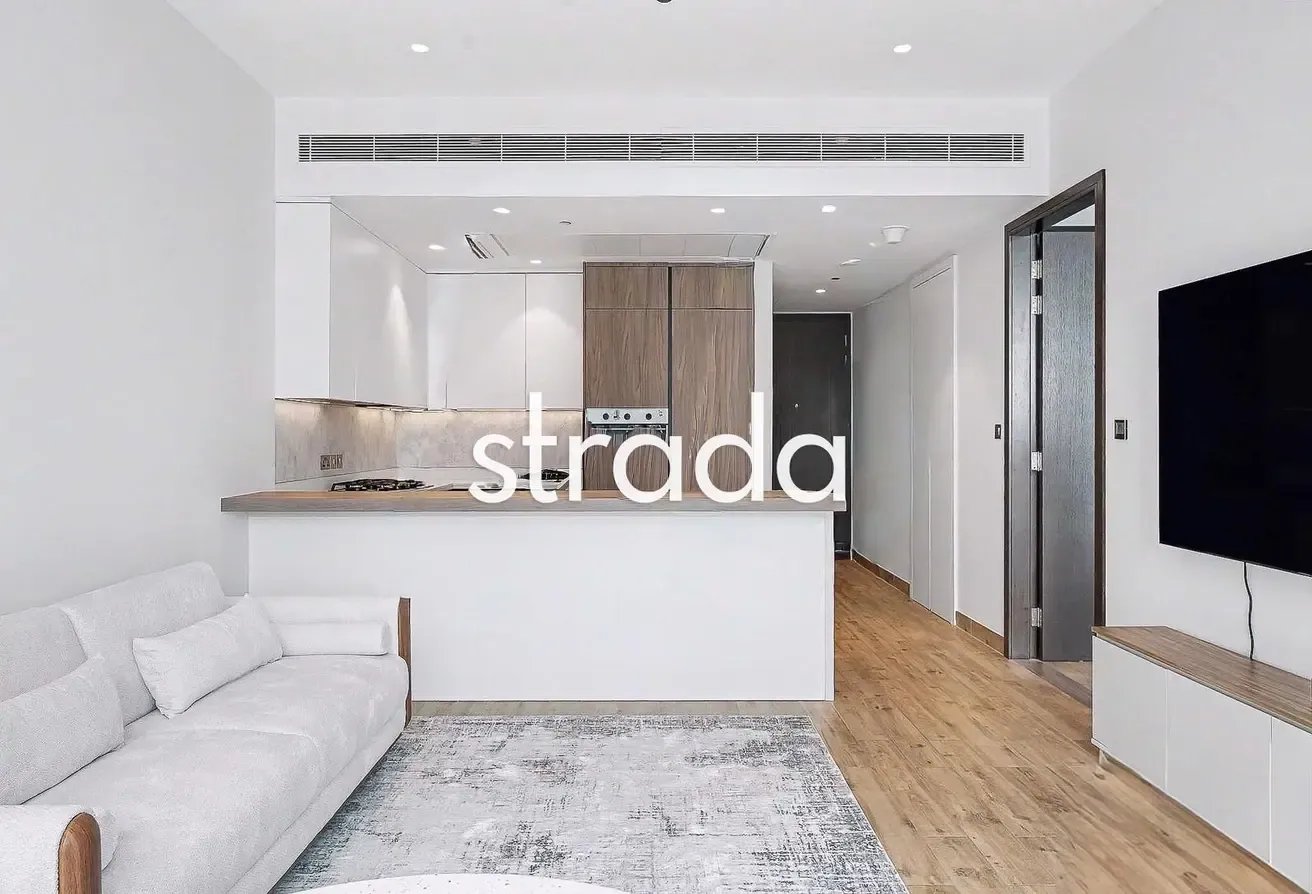 Golf course view | High floor | Fully Furnished