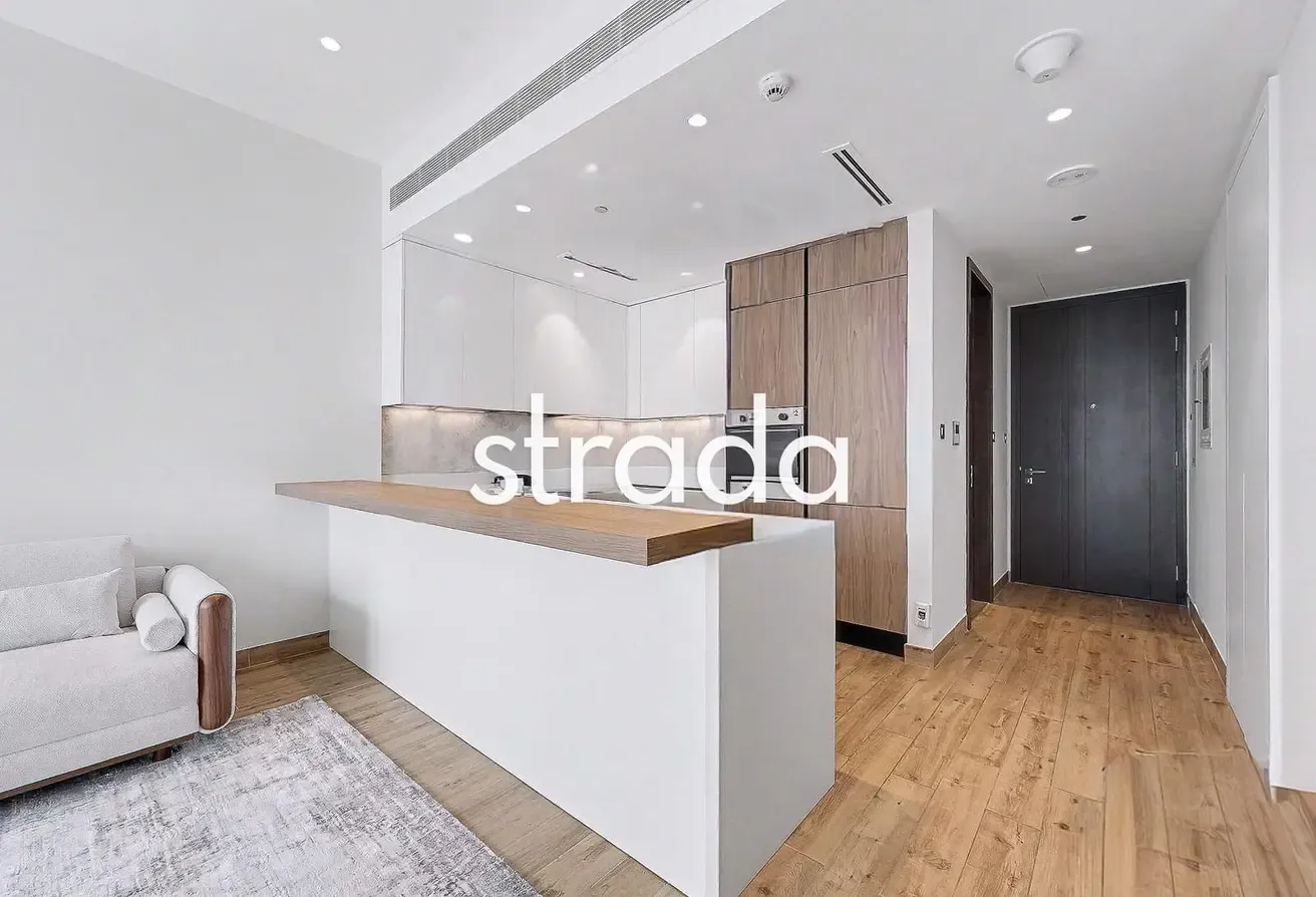 Golf course view | High floor | Fully Furnished
