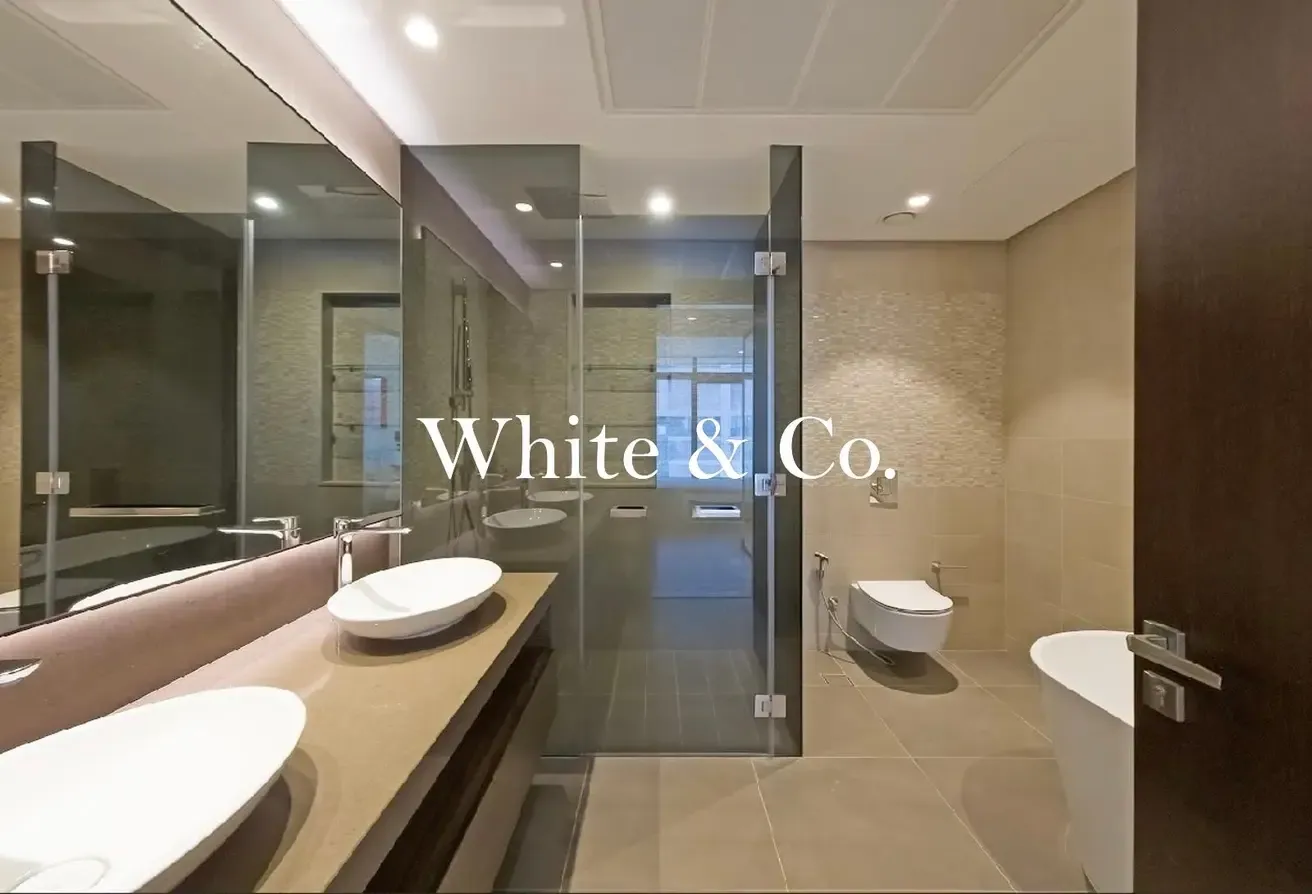 Fully Upgraded | Vacant | Fully Furnished
