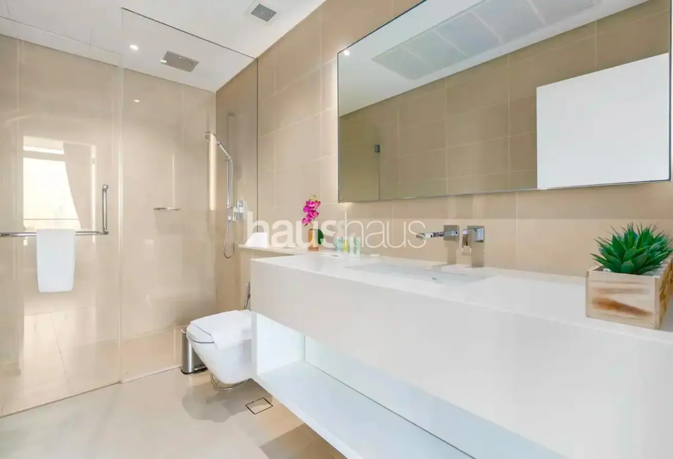 Stunning Views | High Floor | Luxury 1 Bed
