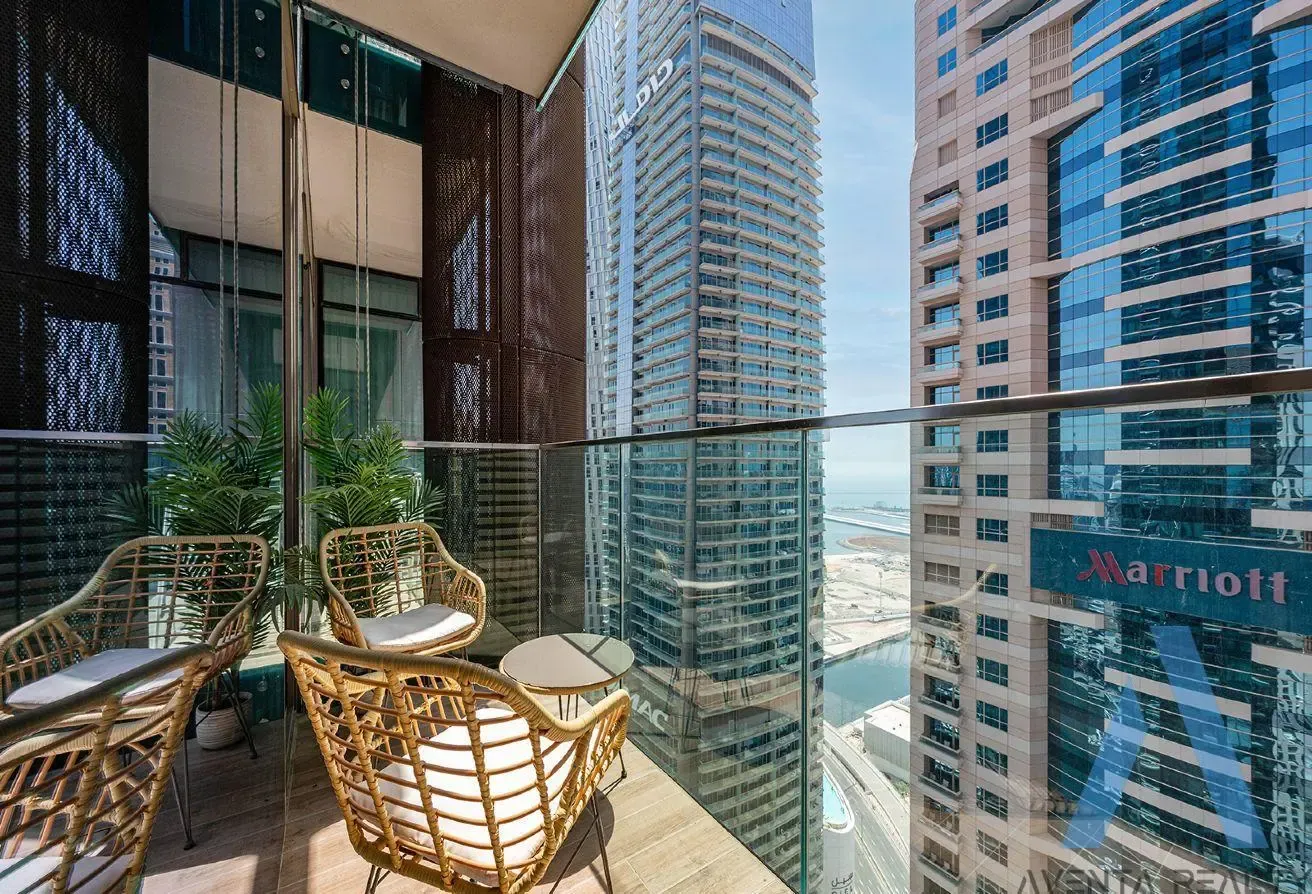 Fully Furnished | Mariott Facing |Practical Layout