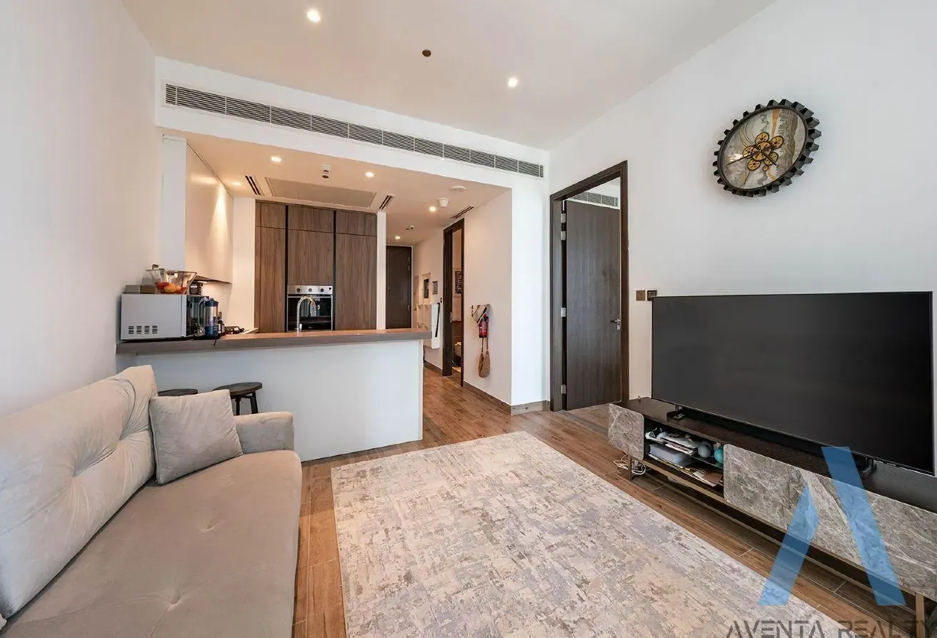Fully Furnished | Mariott Facing |Practical Layout