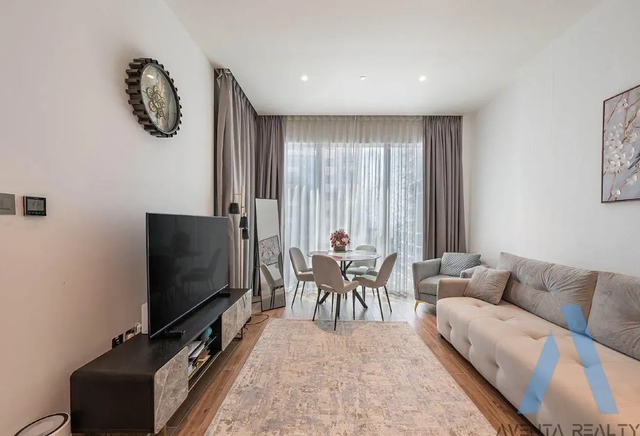 Fully Furnished | Mariott Facing |Practical Layout